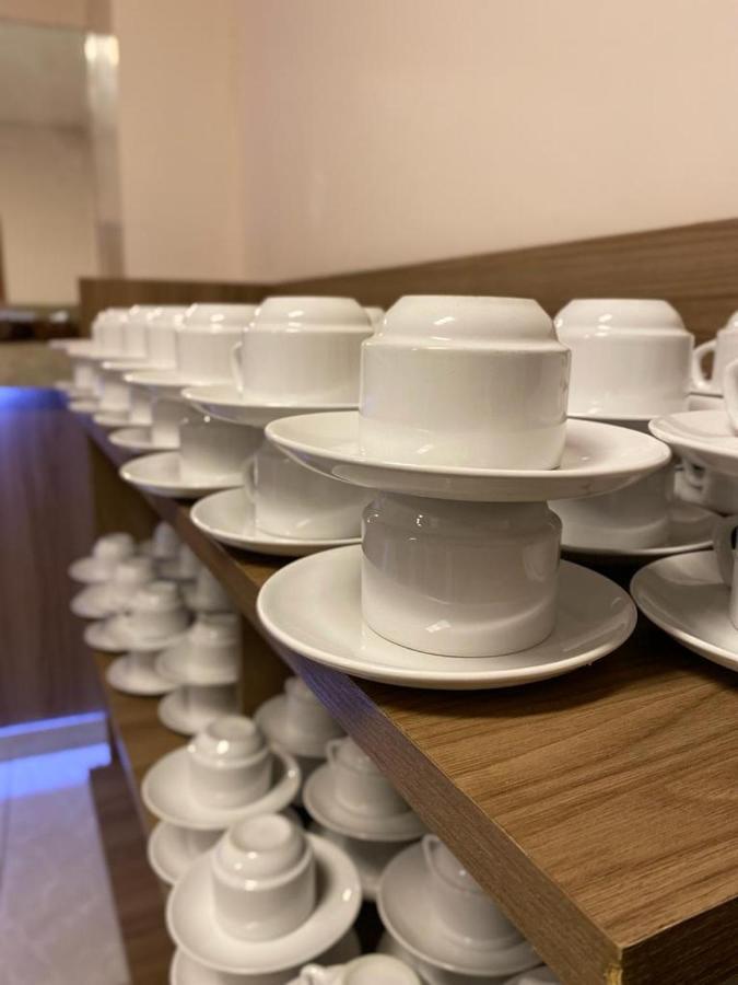 M & A Hotel Гояния Экстерьер фото