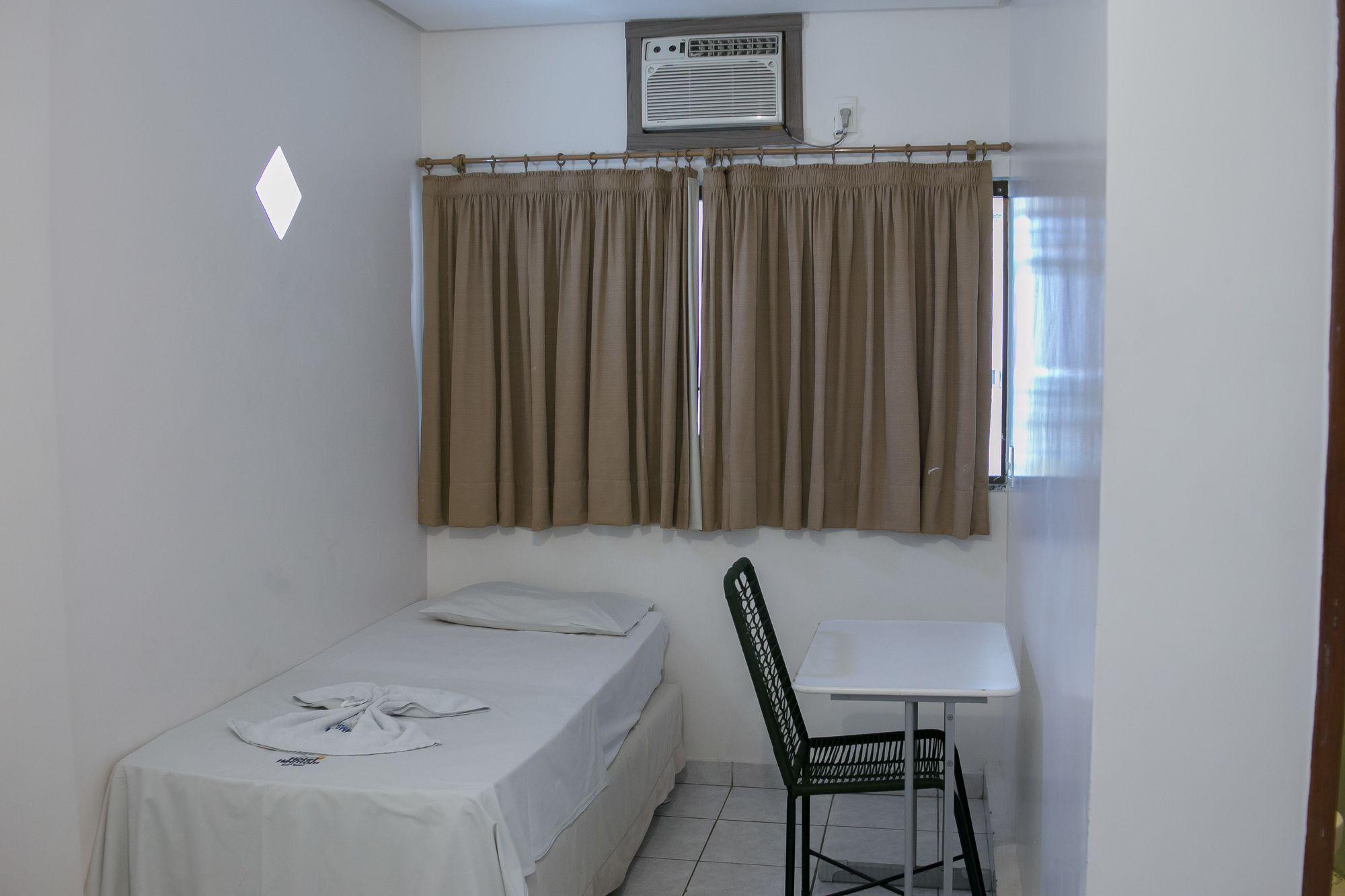 M & A Hotel Гояния Экстерьер фото