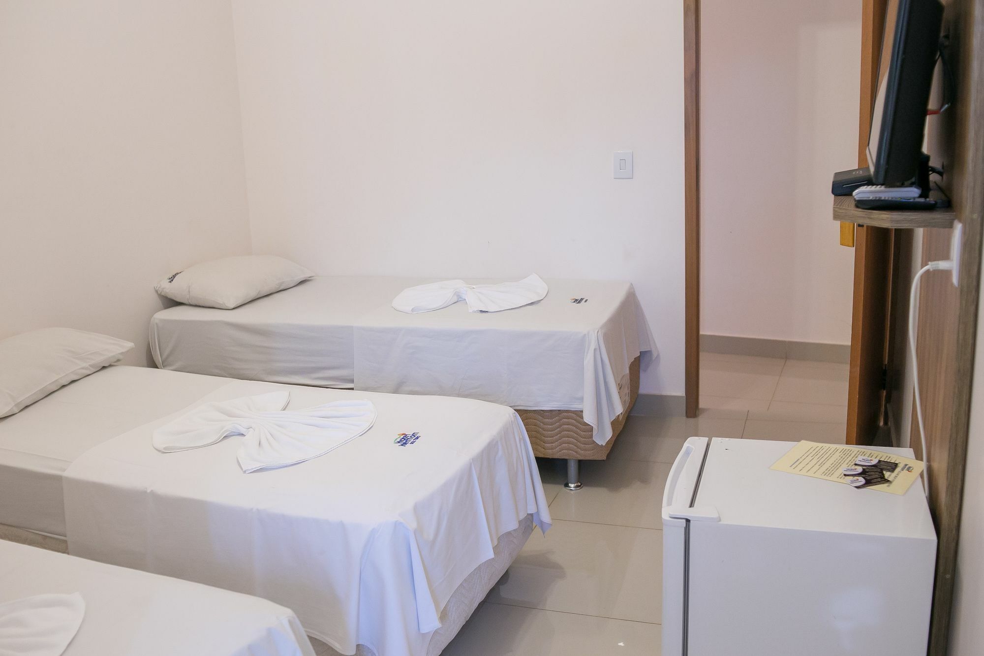 M & A Hotel Гояния Экстерьер фото